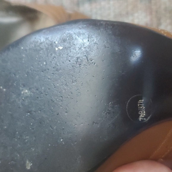 heels - Picture 4 of 4